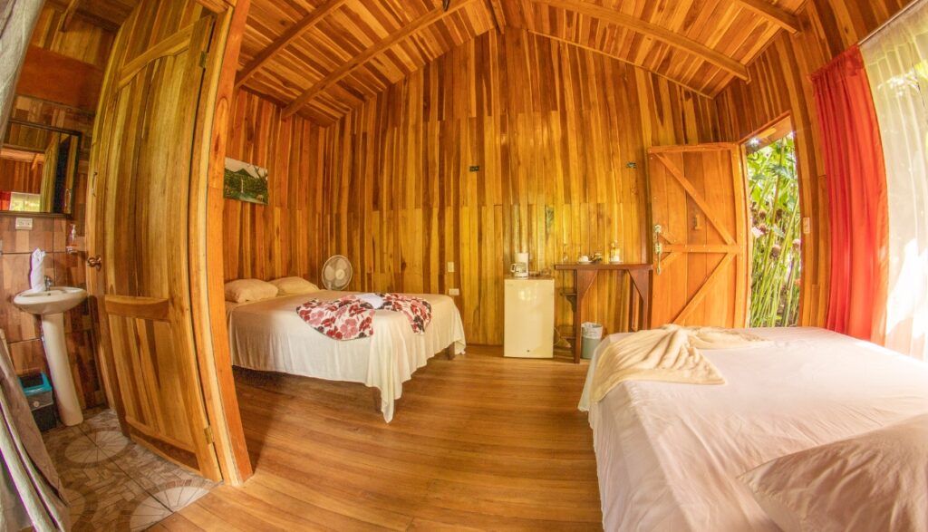 Garden Villa 1 Rustic Lodge